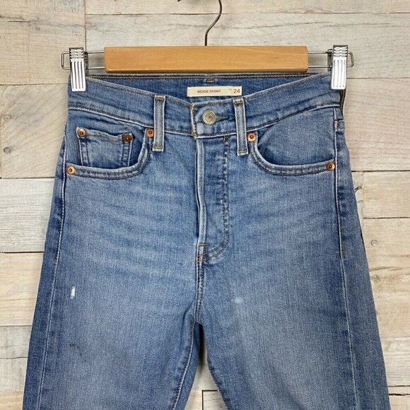 Levi Strauss Wedgie Skinny Slim Jeans Blue Rip 24 - Picture 2 of 10